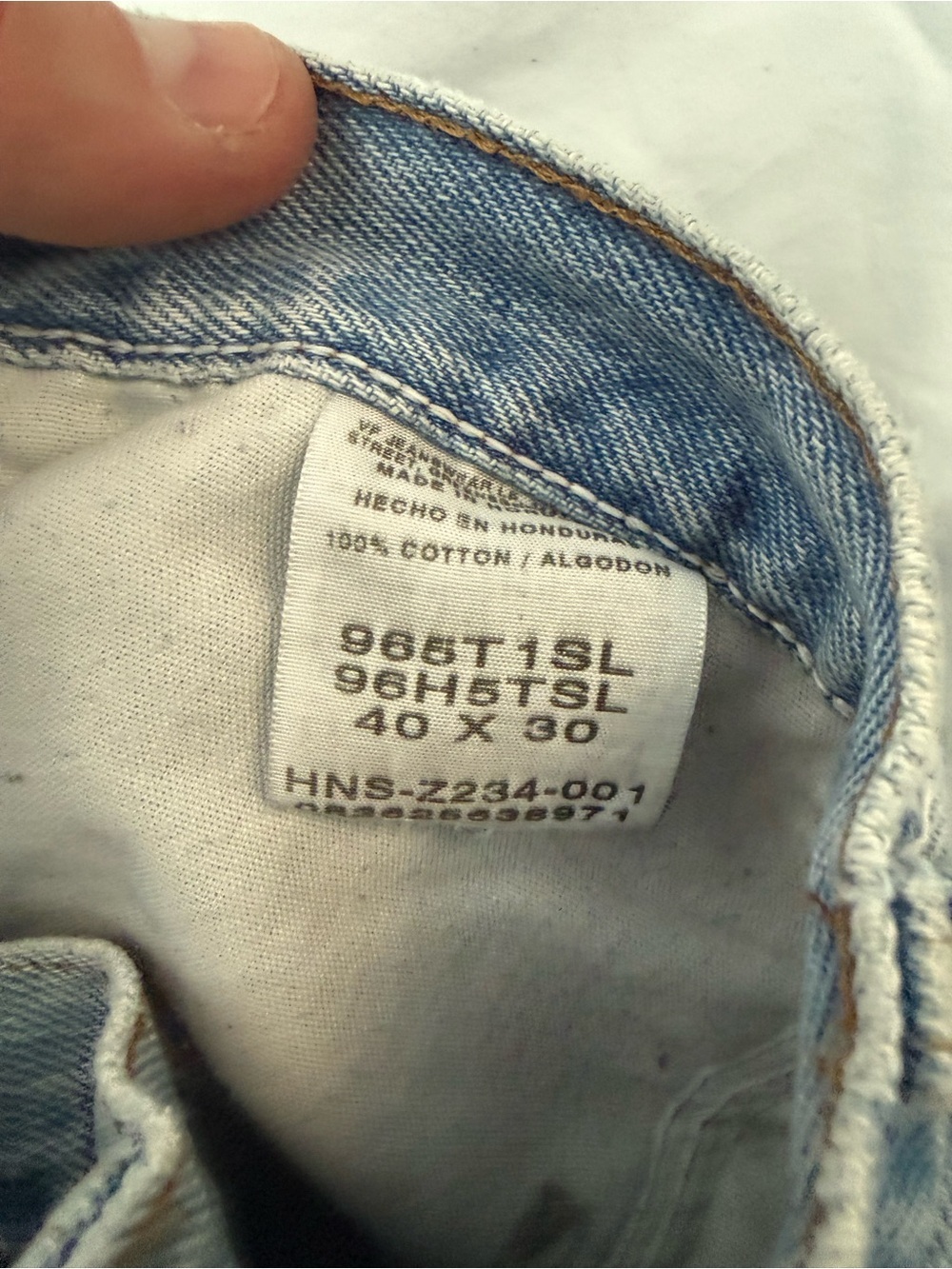 Vintage Wrangler Men’s Light Blue Relaxed Fit Jeans - Picture 3 of 5
